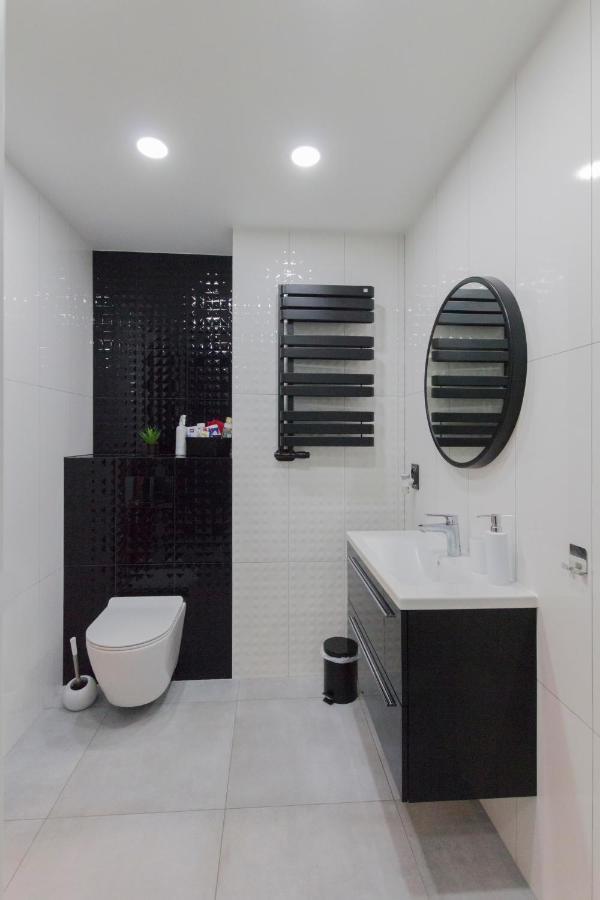 Apartament Przy Jeziorze Nr 2 奥尔什丁 外观 照片